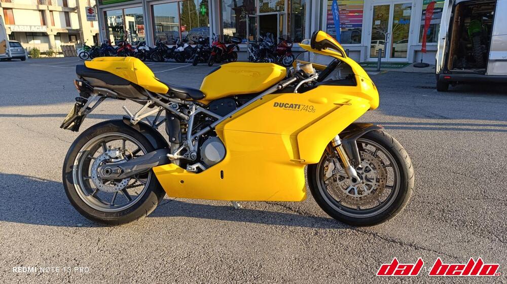 Ducati 749 S (2003)