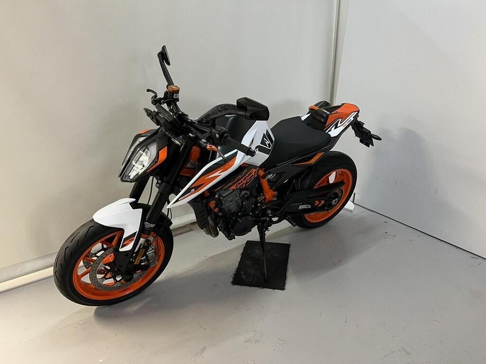 KTM 890 Duke R (2021) (3)