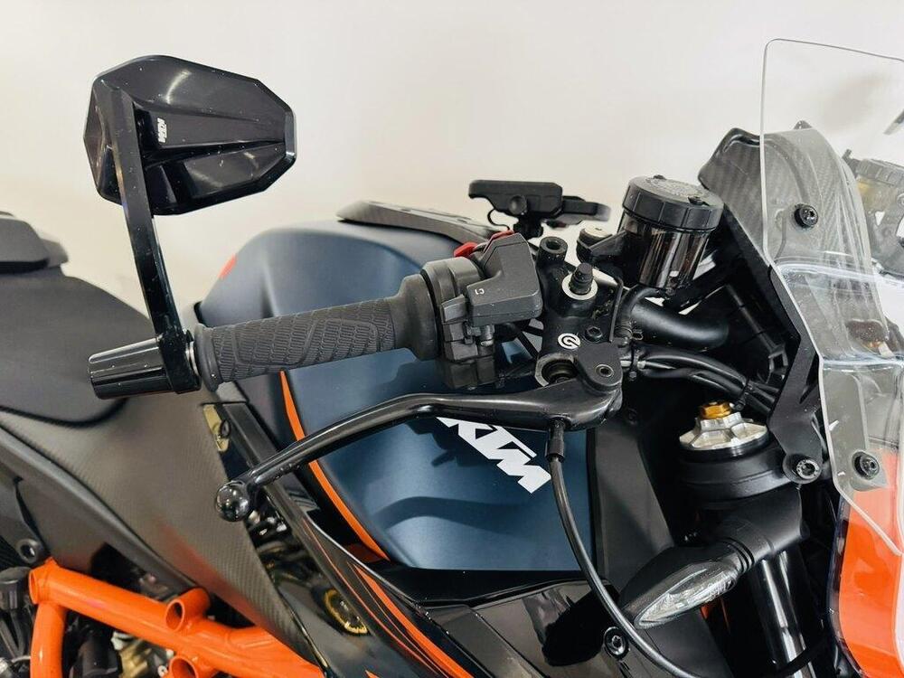 KTM 1290 Super Duke R (2022 - 23) (4)