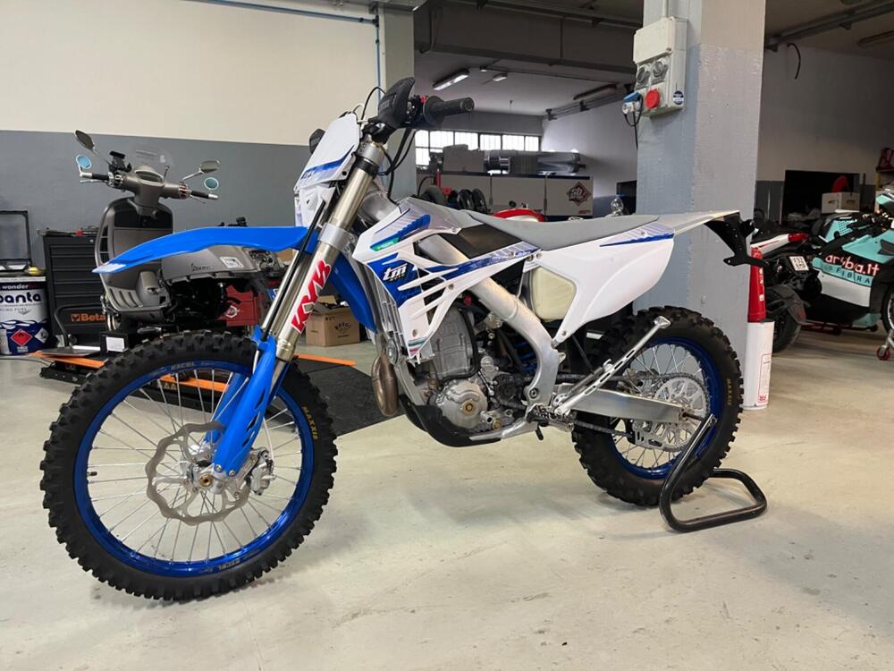 Tm Moto EN 300 Fi 4t (2020) (5)