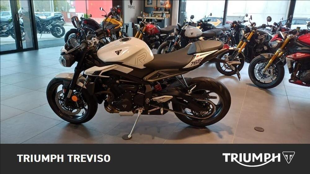 Triumph Street Triple R (2020 - 23) (2)