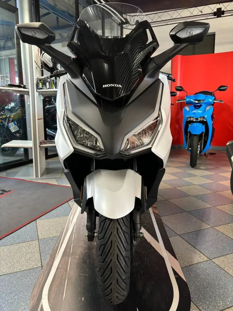 Honda Forza 350 (2025 - 26) (2)