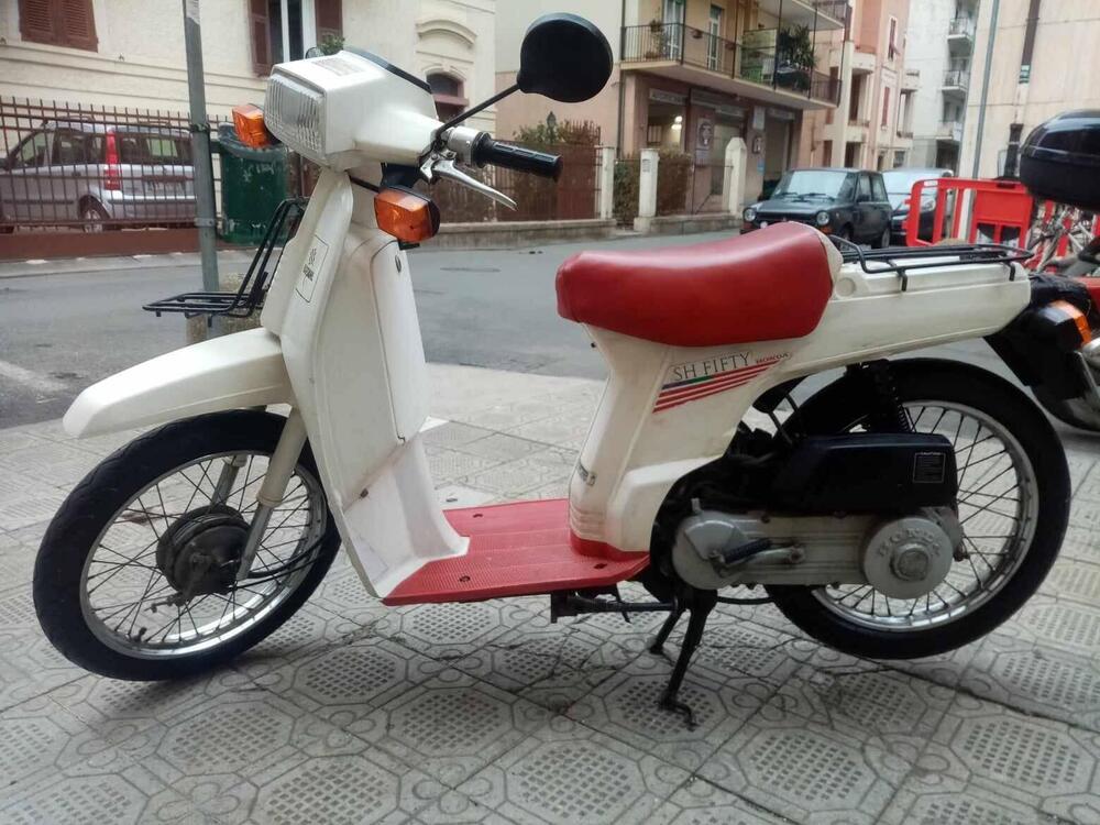 Honda SH 50  (2)