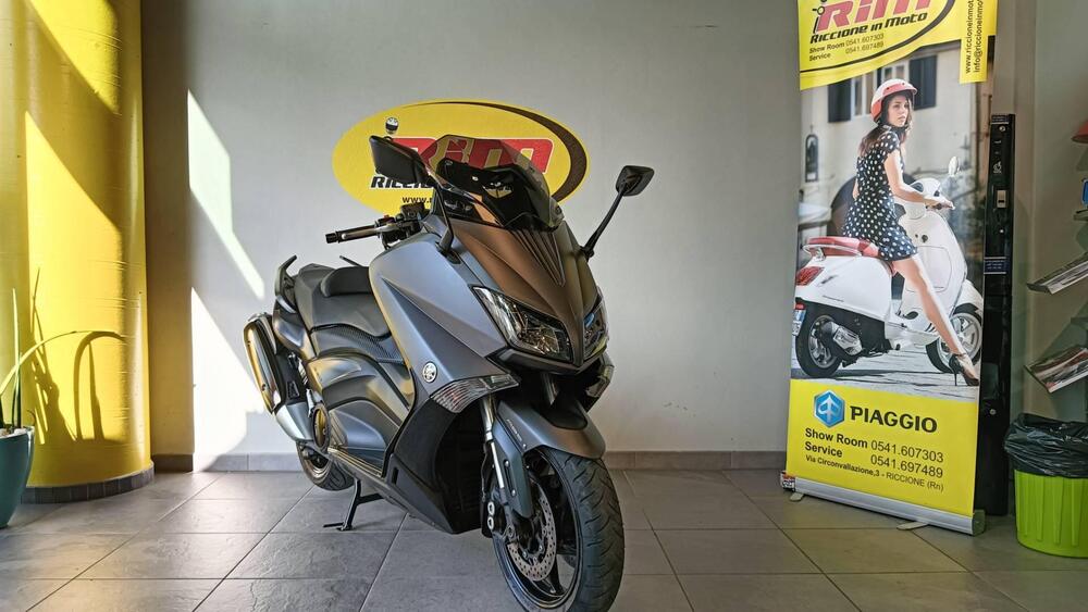 Yamaha T-Max 530 (2015 - 16) (2)