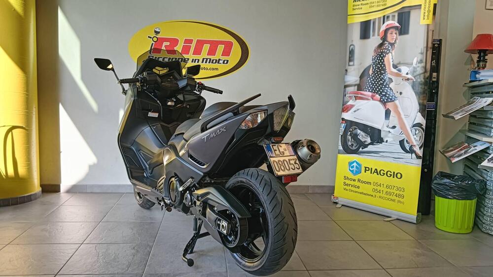 Yamaha T-Max 530 (2015 - 16) (4)