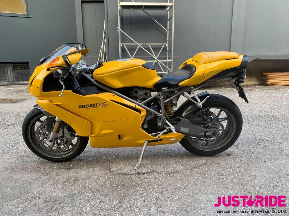 Ducati 749 S (2003) (2)