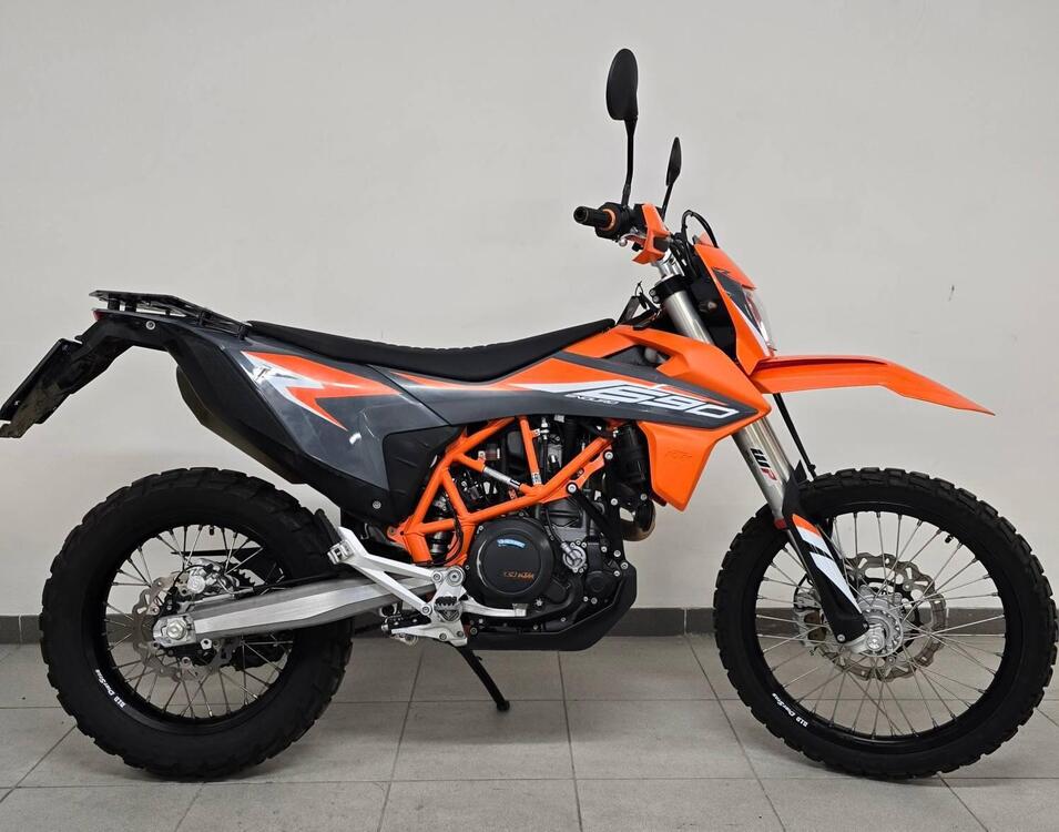 KTM 690 Enduro R (2022 - 24) (3)