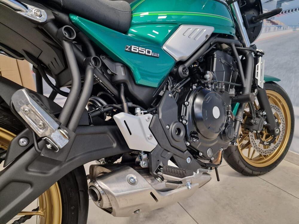 Kawasaki Z 650 RS (2022 - 25) (5)