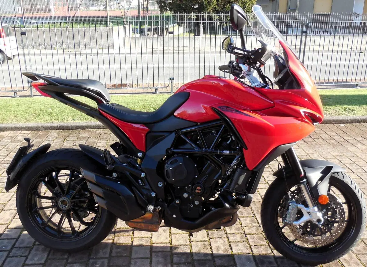 MV Agusta Turismo Veloce 800 Rosso (2021 - 23)