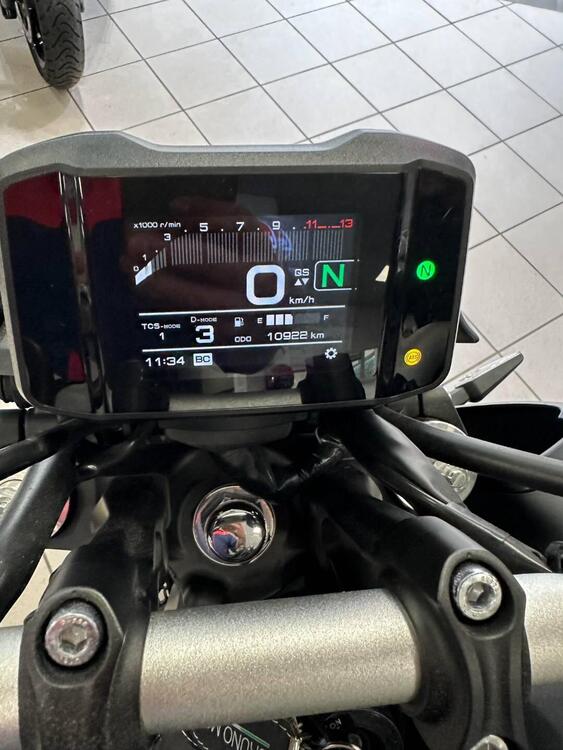 Yamaha MT-09 (2021 - 23) (5)