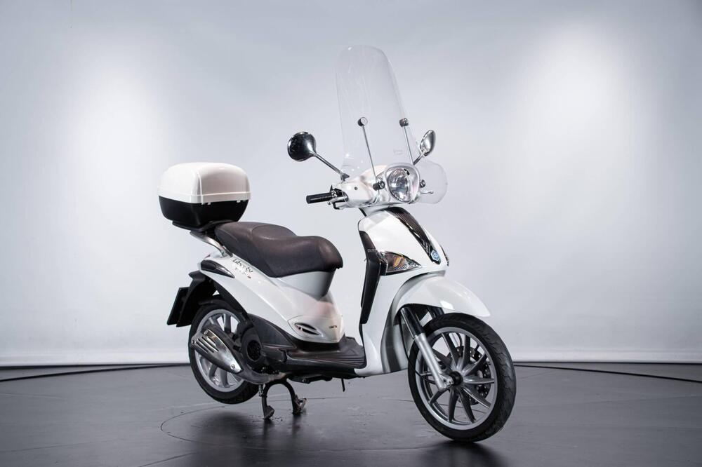 Piaggio Liberty 125 3V Full Optional (2013 - 15) (3)