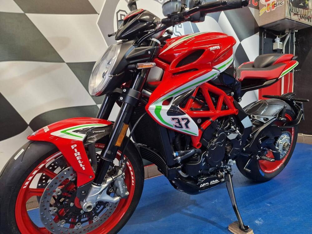 MV Agusta Brutale 800 RC (2019) (3)