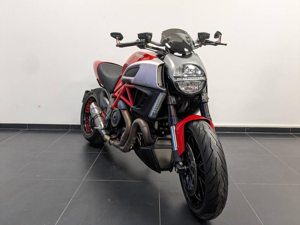 Ducati Diavel 1200 (2010 - 13) (2)