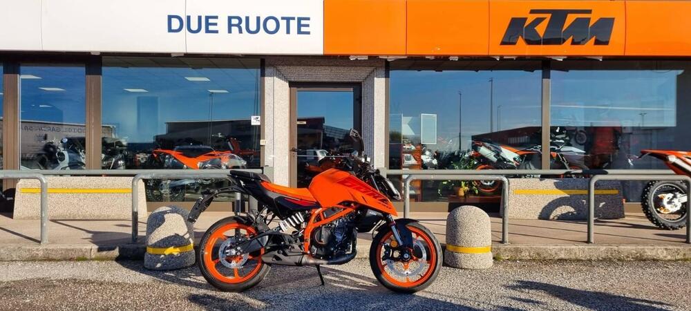 KTM 390 Duke (2024)