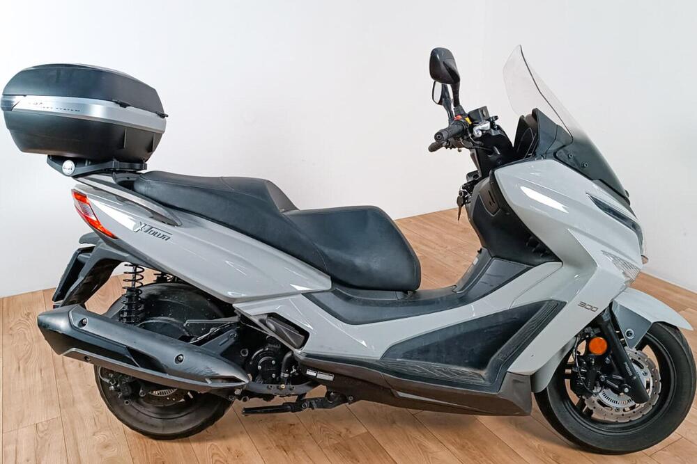 Kymco X-Town 300i (2021 - 24)