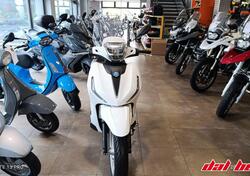 Piaggio Beverly 400 ABS-ASR (2021 - 24) nuova