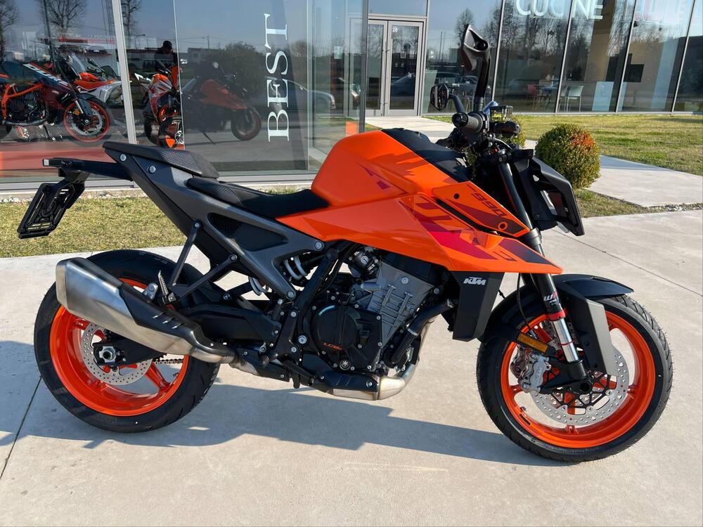 KTM 990 Duke (2024)