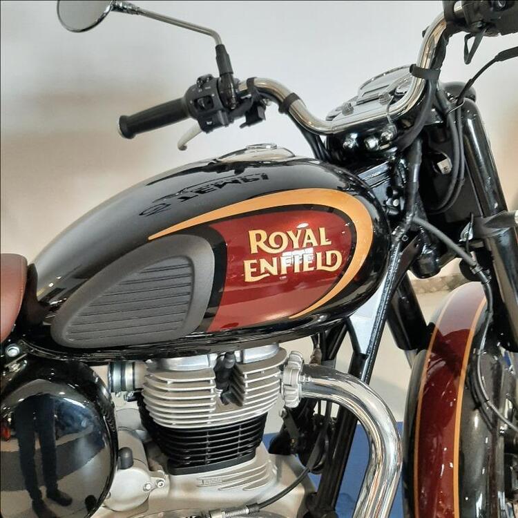 Royal Enfield Classic 350 (2021 - 24) (4)