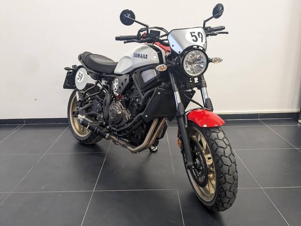 Yamaha XSR 700 (2021) (3)