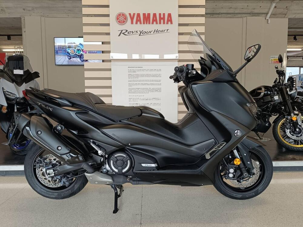 Yamaha T-Max 560 Tech Max (2021)