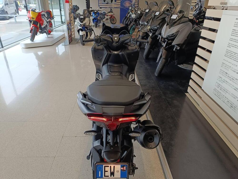 Yamaha T-Max 560 Tech Max (2021) (3)