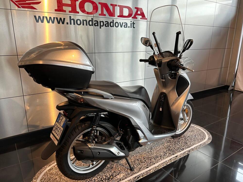 Honda SH 150 i (2017 - 19) (2)