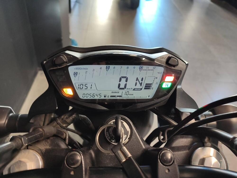 Suzuki SV650 (2021 - 24) (4)