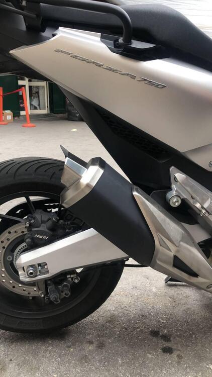 Honda Forza 750 DCT (2021 - 24) (5)