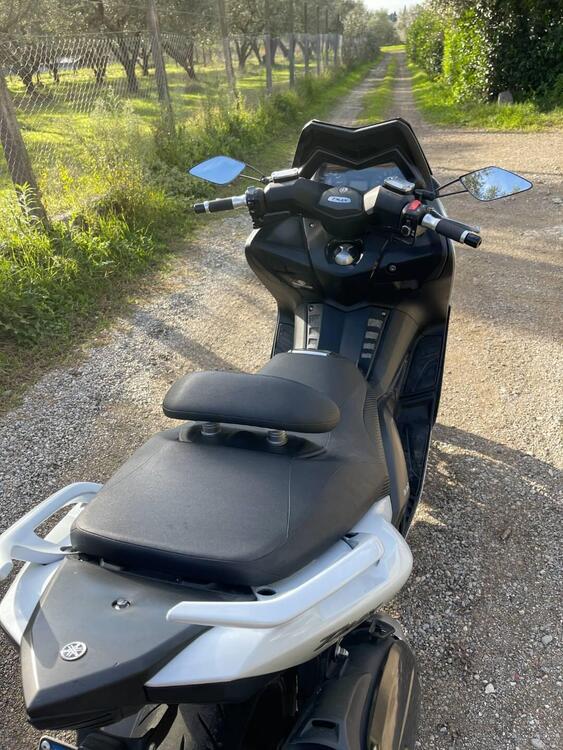 Yamaha T-Max 530 (2015 - 16) (4)