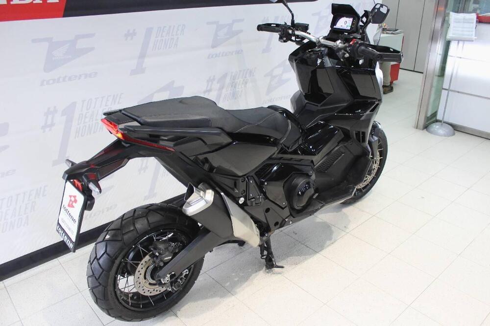 Honda X-ADV 750 DCT (2021 - 24) (2)