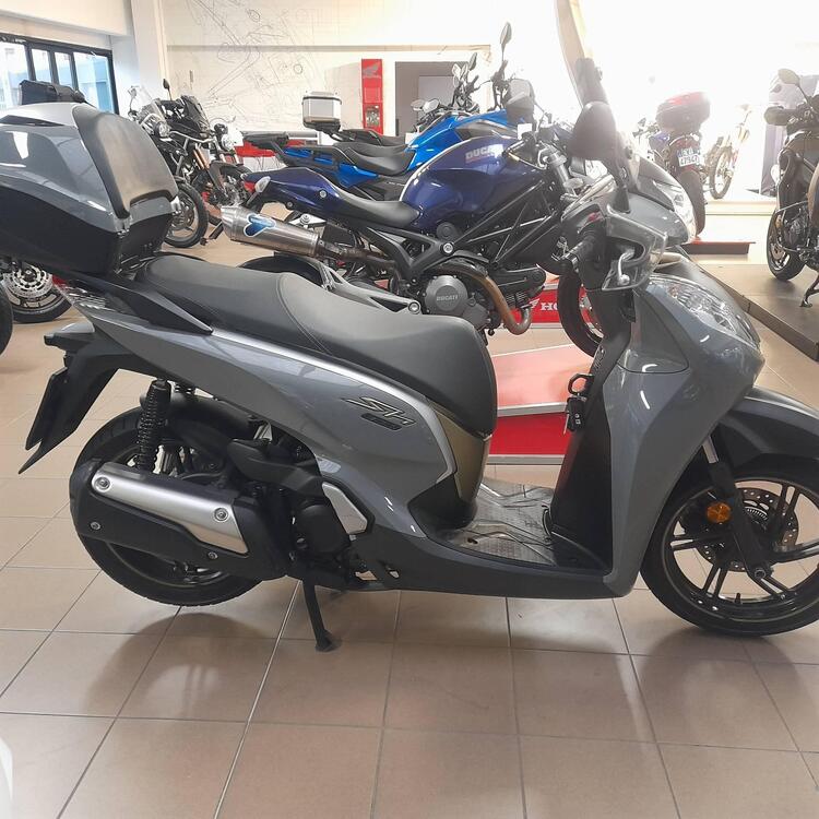 Honda SH 300 i Sport ABS (2018 - 20) (3)