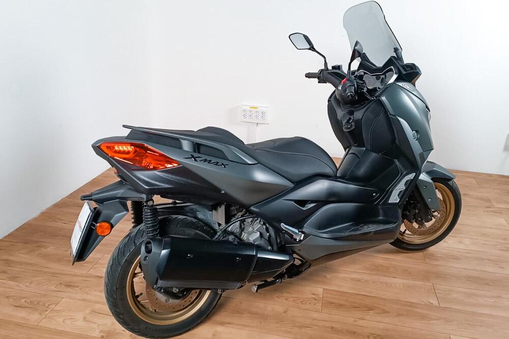 Yamaha X-Max 300 Tech Max (2020) (3)