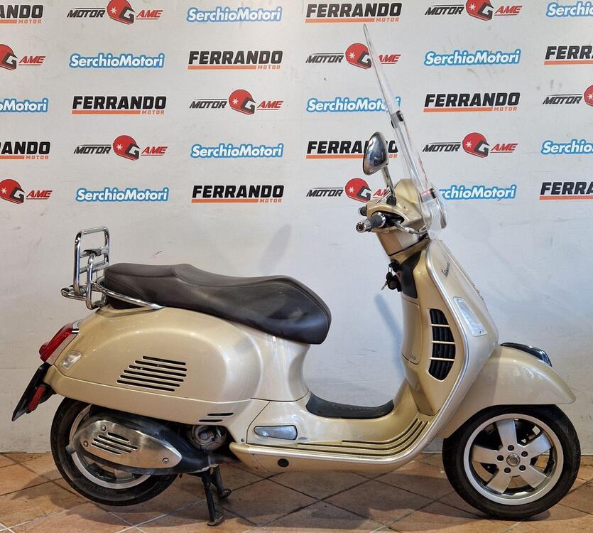 Vespa GTS 300 Super (2017 - 18)