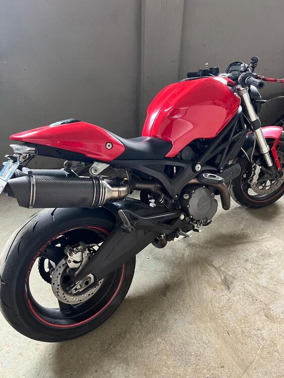 Ducati Monster 696 (2008 - 13) (2)