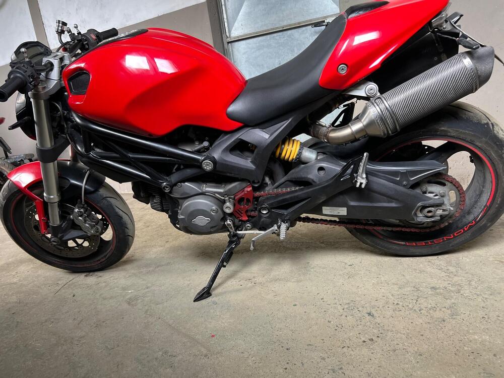 Ducati Monster 696 (2008 - 13) (4)