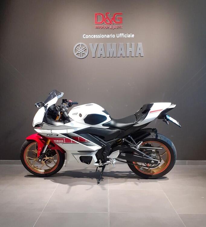 Yamaha YZF R3 (2021 - 24) (2)