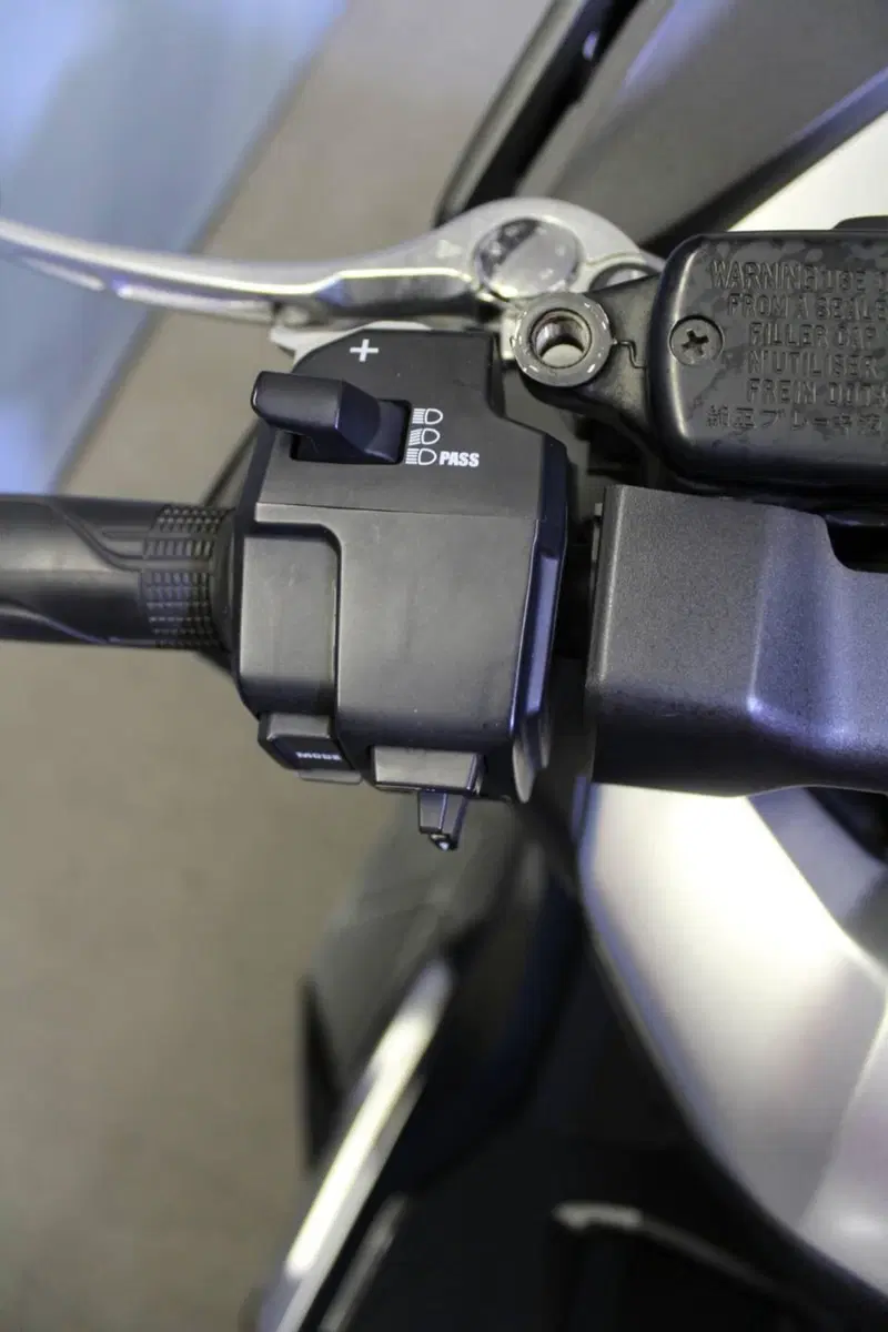 Honda Forza 750 DCT (2021 - 24) (11)