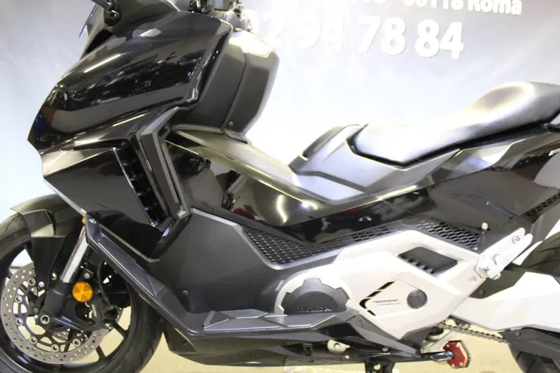 Honda Forza 750 DCT (2021 - 24) (18)