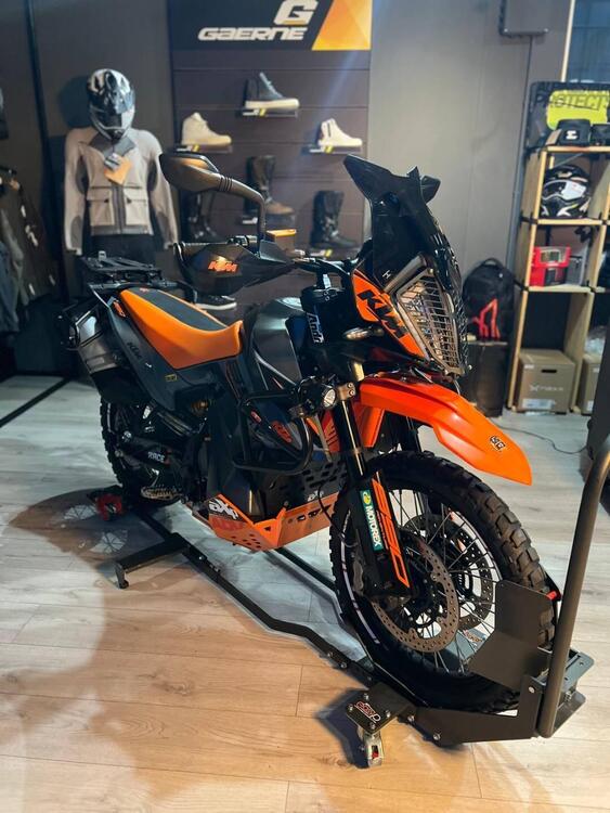 KTM 890 Adventure (2022)