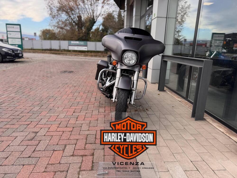 Harley-Davidson 1690 Street Glide Special (2014 - 16) - FLHX (3)