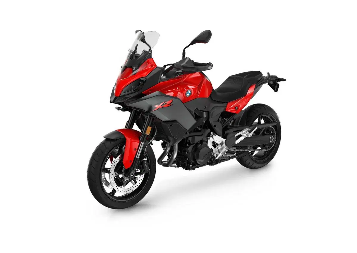  Nuove BMW F 900 R e F 900 XR 2025: aggiornamenti su ergonomia, ciclistica e dotazione (12)