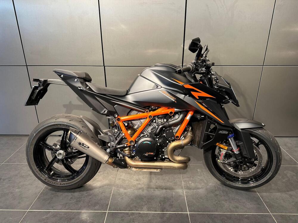 KTM 1390 Super Duke R EVO (2024)