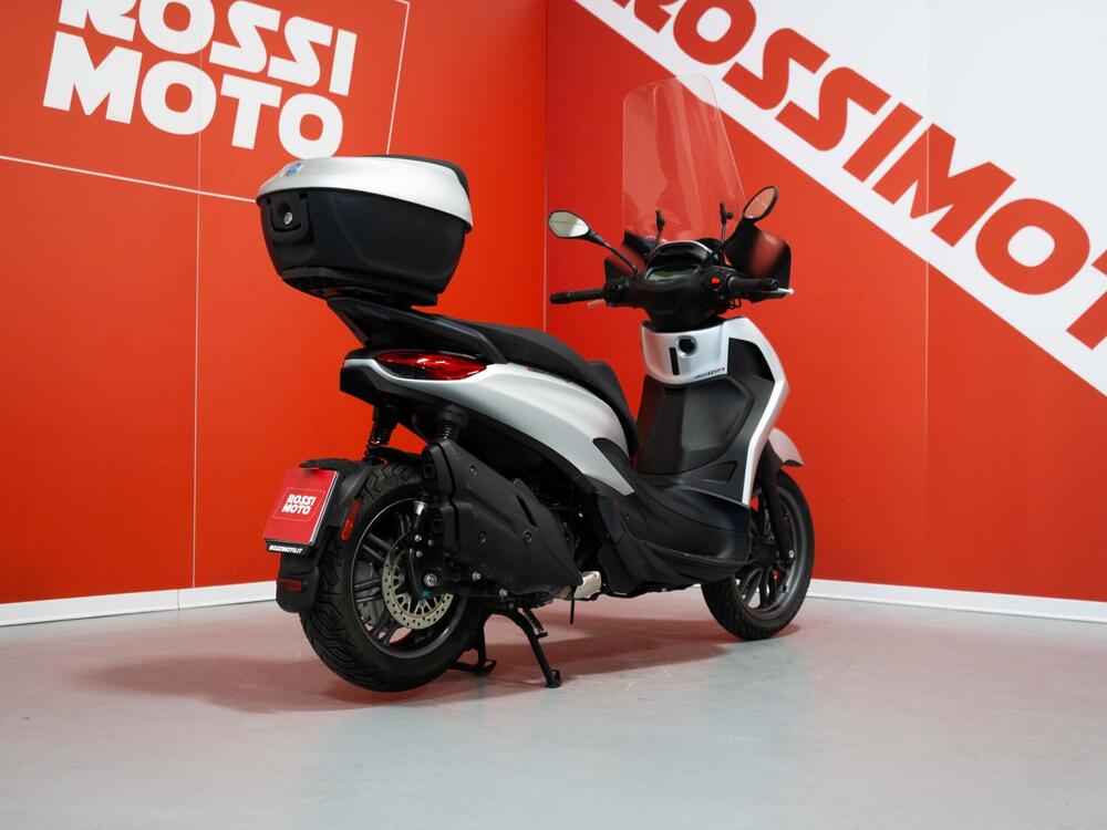 Piaggio Beverly 400 ABS-ASR (2021 - 24) (3)