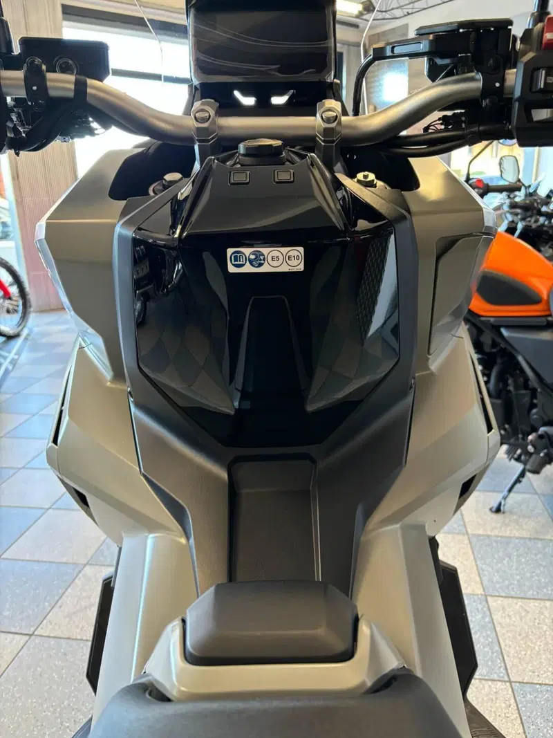 Honda X-ADV 750 (2025 - 26) (7)