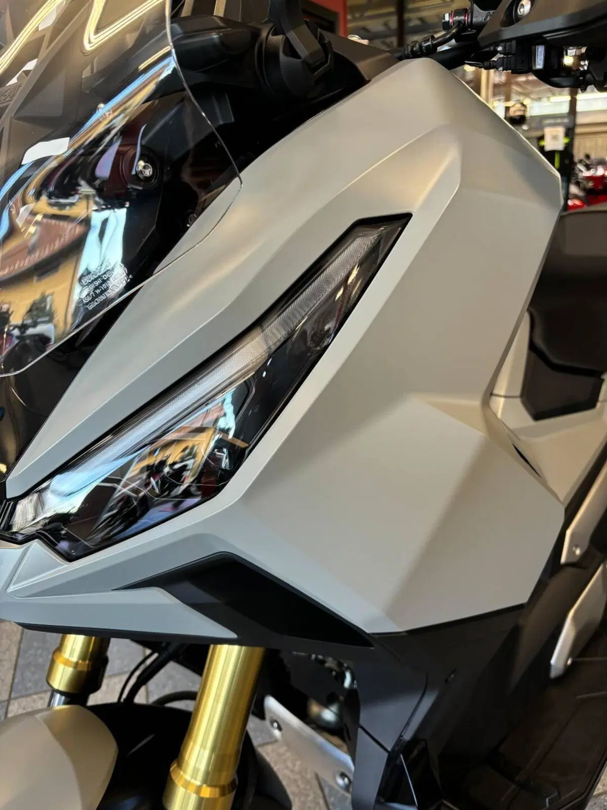 Honda X-ADV 750 (2025 - 26) (4)