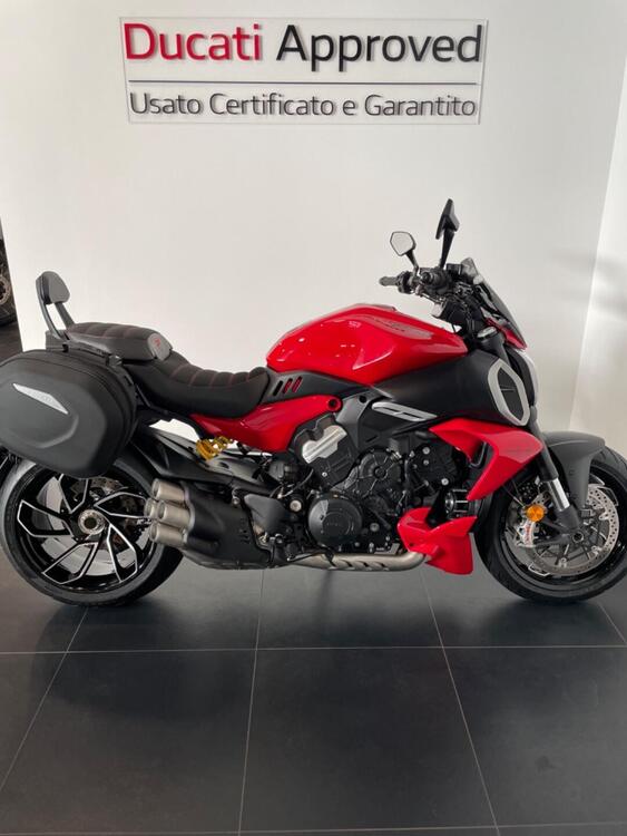 Ducati Diavel V4 (2023 - 24) (2)