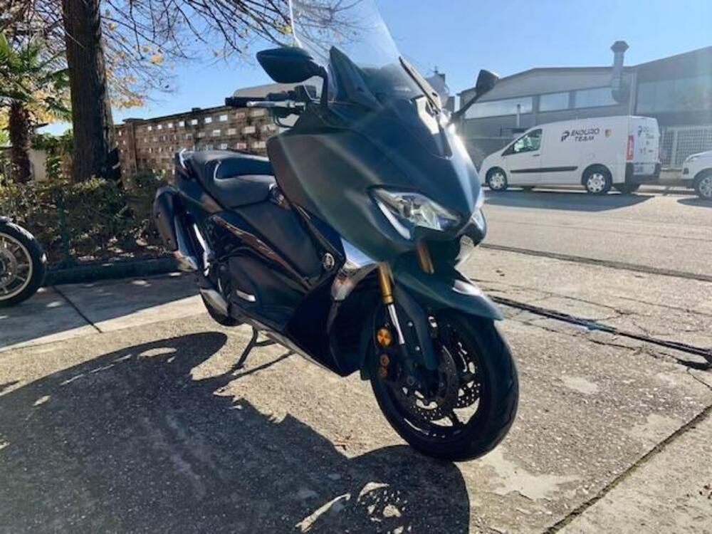 Yamaha T-Max 530 DX (2017 - 19) (2)