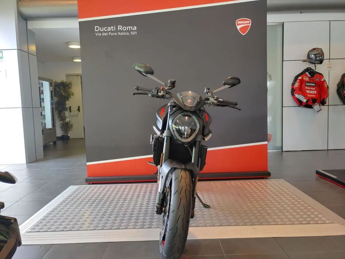 Ducati Monster 937 (2021 - 25) (2)