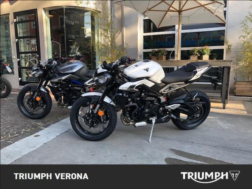 Triumph Street Triple R (2020 - 23)