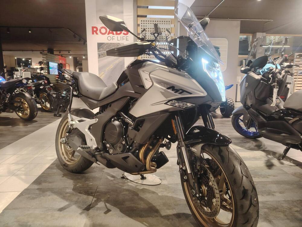 CFMOTO 700MT (2024)